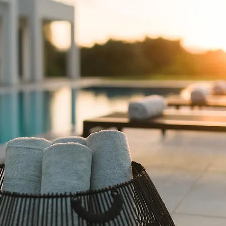 Elizabeth, The Ultimate Private Luxury *